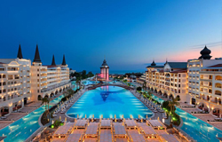 هتل تایتانیک مردان پالاس