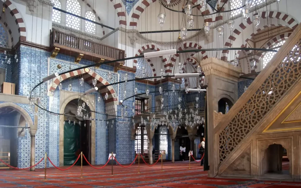 معماری زیبای مسجد رستم پاشا