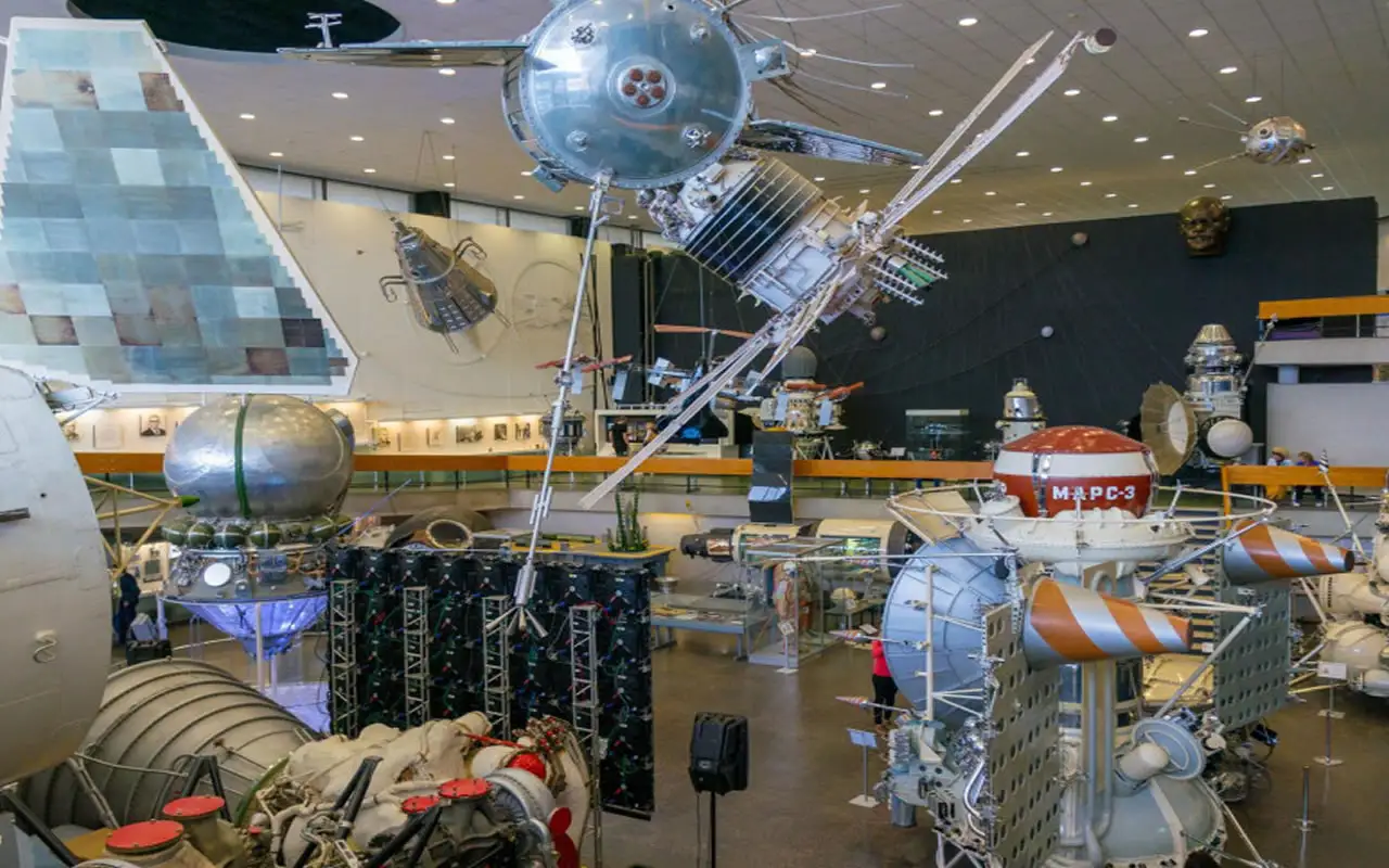 دلایل بازدید از موزه فضانوردی
