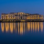 هتل پلازو ورساچه دبی (Palazzo Versace Dubai) ، هتل 5 ستاره در کنار سواحل نهر تاریخی دبی واقع شده است.